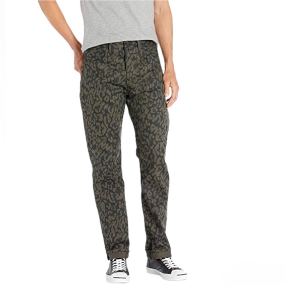 LEVI’S ORIGINAL Men’s CAMO 501 JEANS NWT. - Picture 5 of 15